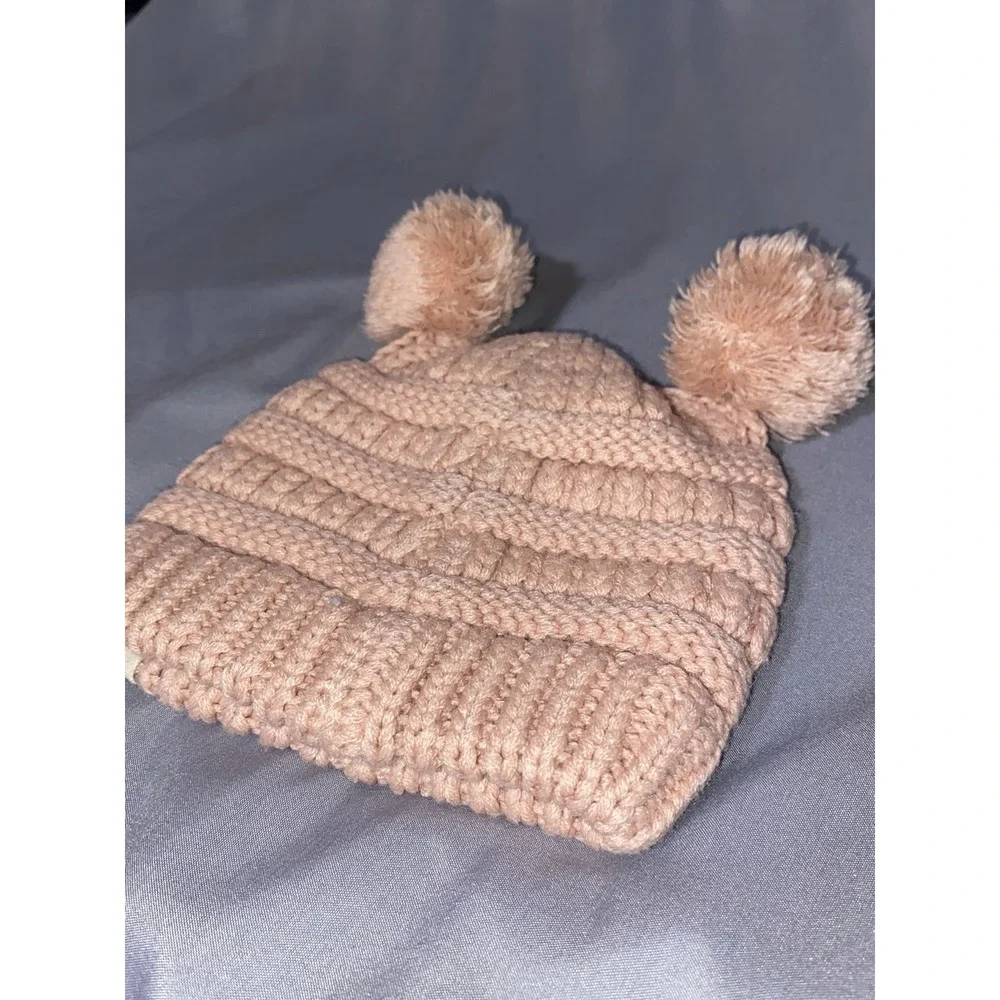 baby girls CC baby hat light pink Excellent‎ condition